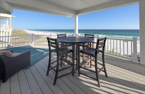 Chivas Bluff Apartment | Ocean Air Upper East Private Beach unit on 30A (BEACHFRONT)