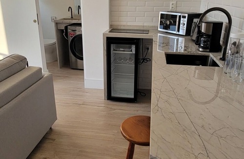 Gloria Apartment | Ocean and City Views