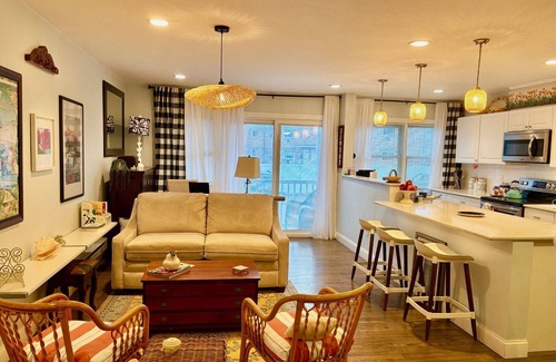 Avon by the Sea Condo | Ocean Ave Beach Retreat in Belmar