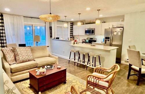 Avon by the Sea Condo | Ocean Ave Beach Retreat in Belmar