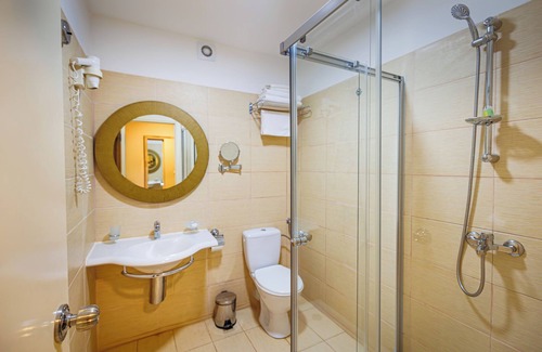 Cape Point Hotel | Ocean Bay Hotel & Resort