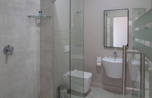 Summerstrand Bed & Breakfast | Ocean Bay Guest House