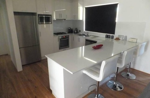 Jurien Bay House | Ocean Beach Chalet 11