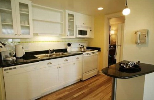 Northeast Virginia Beach Apartment | Ocean Beach Club - 4 Star Resort Oceanfront