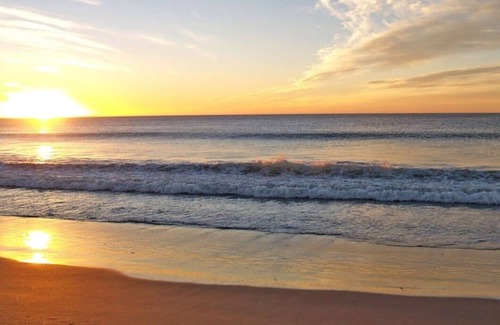 Northeast Virginia Beach Apartment | Ocean Beach Club - 4 Star Resort Oceanfront