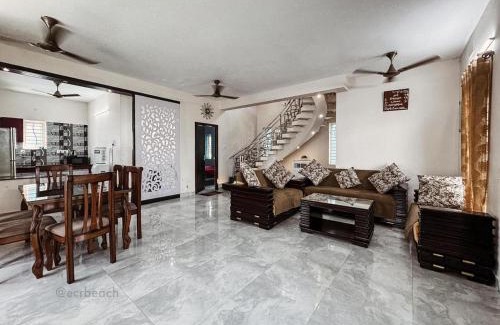Sulerikadu Bed & Breakfast | Ocean Bliss ECR Beach Villa with Pool Mahabalipuram by LexStays
