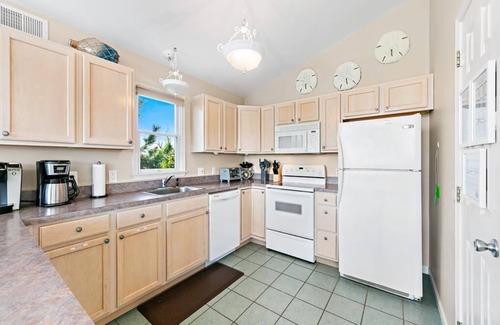 Barnegat Light House | Ocean block single family in Barnegat Light with views of Old Barney