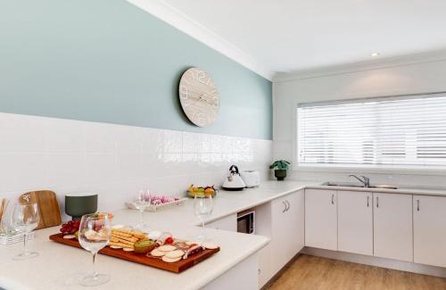 Currarong Apartment | Ocean Blue Apartment Three
