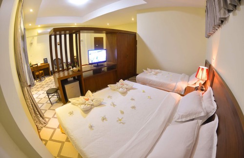 Ngwe Saung Hotel | Ocean Blue Ngwe Saung Beach Hotel