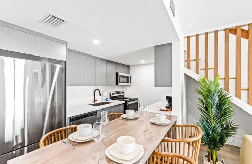 Panama City Beach Apartment | Ocean Breeze 2D