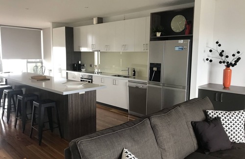 Portland Apartment | Ocean Breeze Apartment Portland