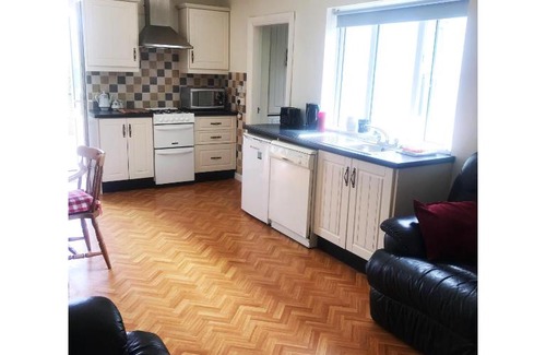 Lahinch Apartment | Ocean Breeze Apartment