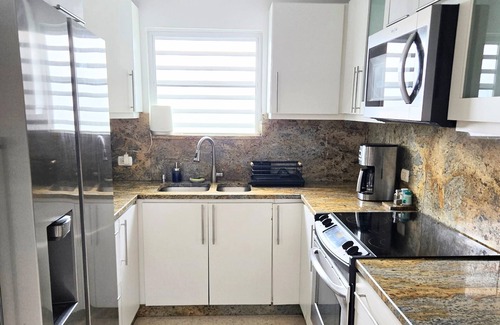 Ocean Park House | Ocean Breeze Apartment - 3bd/2bath - Steps From The Best Beach In San Juan, PR