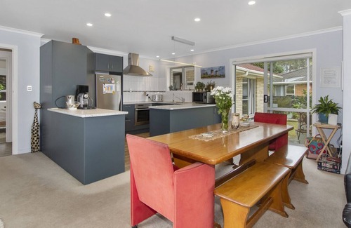 Ruakaka House | Ocean Breeze Bach - Ruakaka Beach Holiday Home