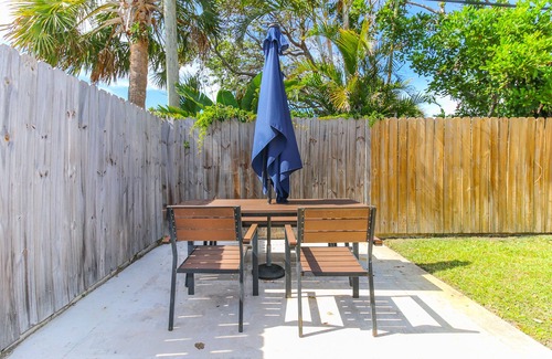 Melbourne Beach Cottage | Ocean Breeze Cottage