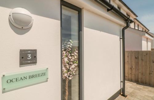 Marazion House | Ocean Breeze