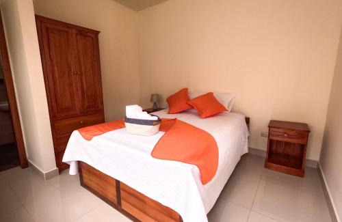 Puerto Villamil House | Ocean Breeze House