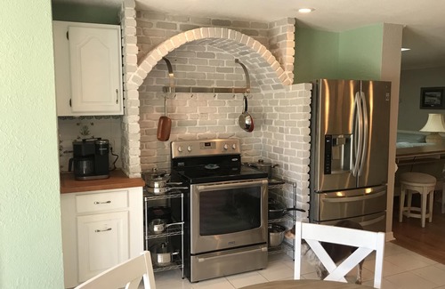 Ormond Beach Plaza House | OCEAN BREEZE IS A LUXURY GETAWAY THAT HAS IT ALL