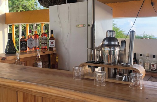 Bacnotan Cottage | Ocean Breeze - Local Cottage