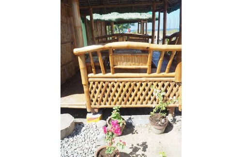 Bacnotan Cottage | Ocean Breeze - Local Cottage