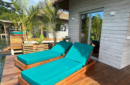 Isla Solarte House | Ocean Breeze Over Water Bungalow, 1 Bedroom, 1 Kingbed, 1 Living Room, 1 Kitchen