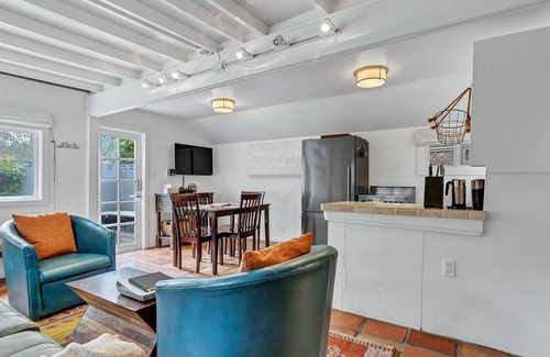 Stinson Beach Apartment | Ocean Breeze - Studio & Glamping Getaway w Hot Tub!