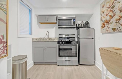 East Side Apartment | Ocean Breeze Studio Suite