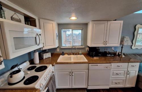 Smith River House | Ocean Cabin 23 Romantic Seaside Getaway