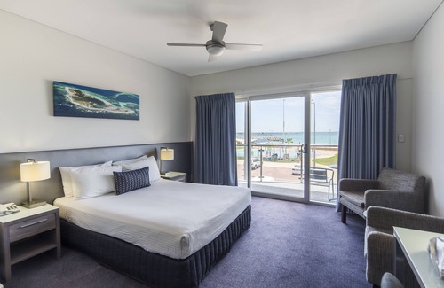 Geraldton Hotel | Ocean Centre Hotel