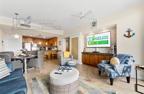 Biloxi Condo | Ocean Club 401 Enjoy panoramic views of the Gulf!