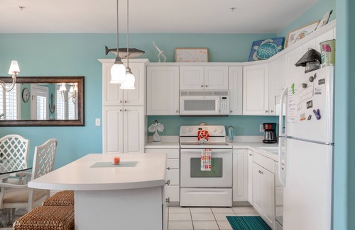 Indian Beach Condo | Ocean Club K102, Soundview Condo in Indian Beach, NC!