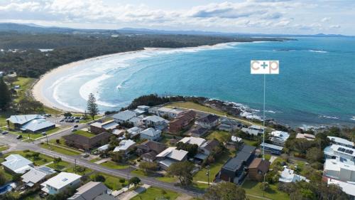 Woolgoolga House | Ocean Daze