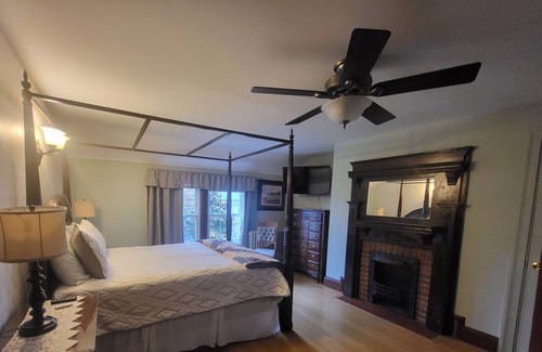 Carbonear Bed & Breakfast | Ocean Dream Room