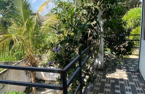 Kamburugamuwa House | Ocean Escape Awaits! Stunning Stay by the Beach With AC and Free WIFI