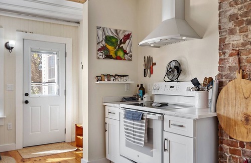 Gloucester House | Ocean Escape in Historic Lanesville – Steps from Lanes Cove