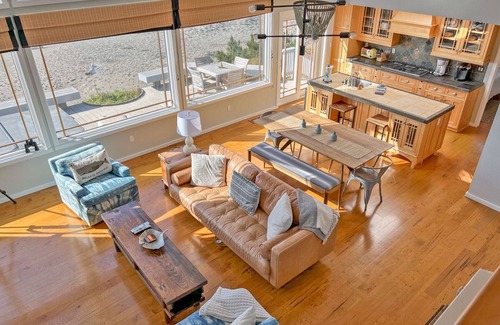 Bodega Bay House | Ocean Fall - Ocean front, private courtyard, deck with hot tub, amazing views