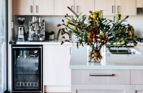 Gerringong House | Ocean Farm Summary: S