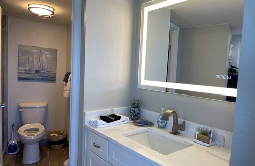 Daytona Beach Shores Condo | 🏖 Ocean Front 21st Floor Vacation Paradise!