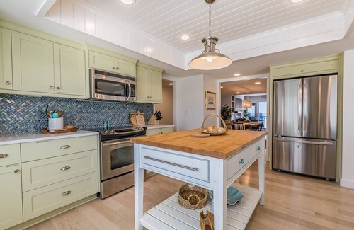 Saint Helena Island Villa | Ocean Front 3 Bedroom Villa, 4 seat golf cart included - 650 Newhaven