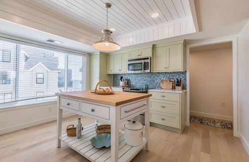 Saint Helena Island Villa | Ocean Front 3 Bedroom Villa, 4 seat golf cart included - 650 Newhaven