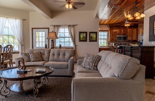 San Pedro Condo | Ocean Front - 3 bedroom, 3 bath condo. Great Location. Great View.
