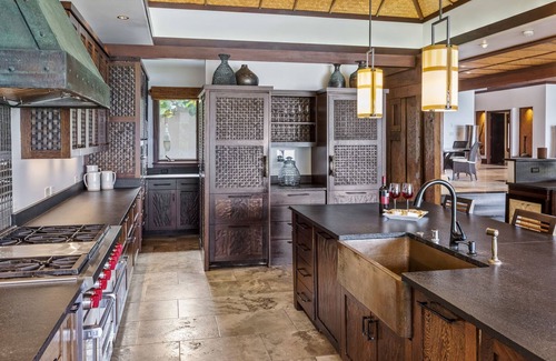 Kahuku Villa | Ocean front Bali Villa w/infinity pool to die for! 30 Day Rental - Pls Inquire