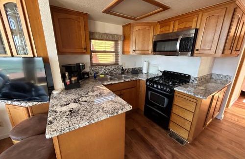 Smith River House | Ocean Front Cabin 15, Jacuzzi & Sensational Views