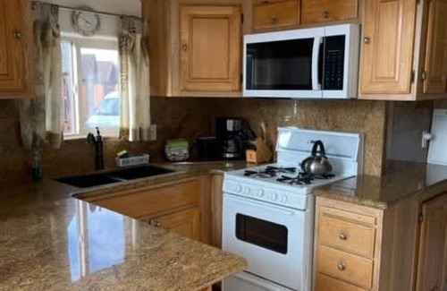 Smith River Apartment | Ocean Front Cabin 17 Jacuzzi Remarkable Views