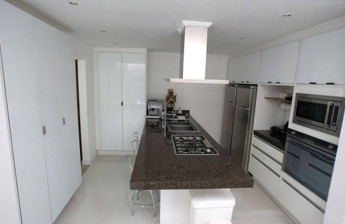 Juquehy Condo | Ocean Front Condo, Juquehy, best beach location.