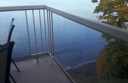 Regional District of Nanaimo Condo | Ocean Front Condo
