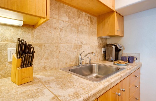 Depoe Bay Condo | Ocean Front Condo! Spectacular Ocean Views! Walk to Everything!