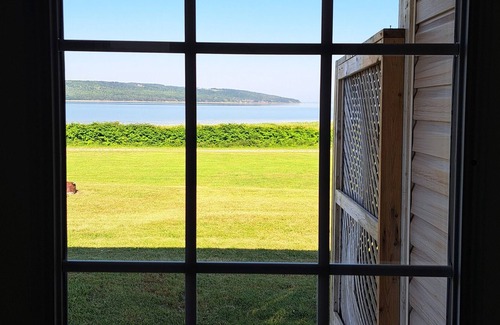 Troy Cottage | Ocean front cottage on ceilidh trail. 5 min to Port Hawkesbury.