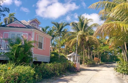 Nassau Cottage | Ocean Front Cottage - Orange Hill Beach Inn