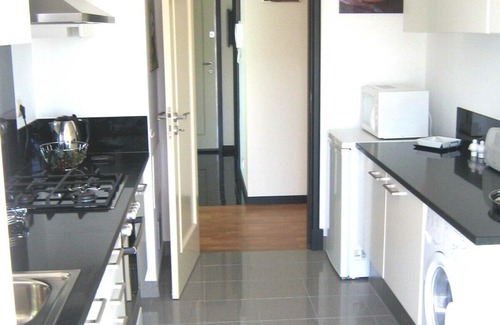 Sao Martinho Apartment | Ocean front facing luxury apartment in excellent location- Roda Mar
